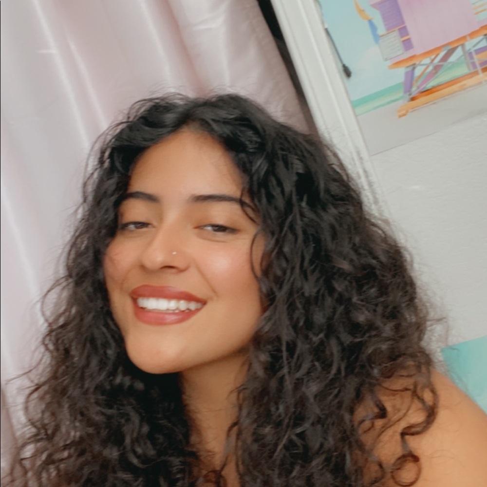 Meet your Posher, Sophia